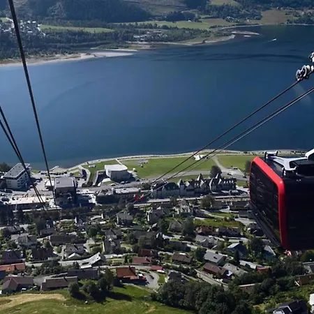 Large Single-family - In Сasa de vacaciones Voss